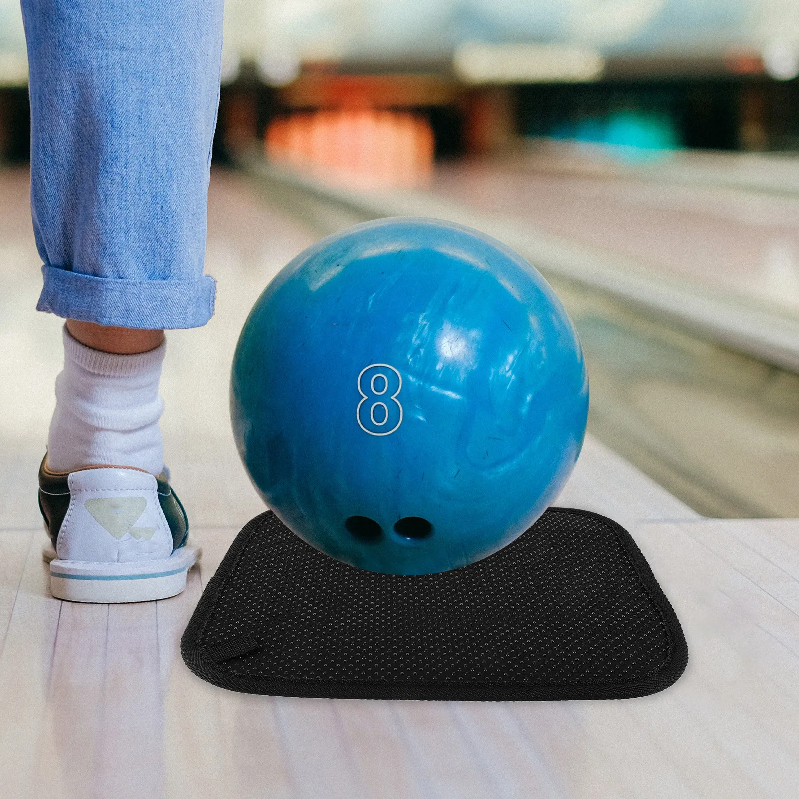 Microfiber Bowling Ball Towel High-Absorbency Reusable Cleaning Pad Anti-Skid Surface for Competitive Play Professional Bowling
Microfiber Bowling Ball Towel High-Absorbency Reusable Cleaning Pad Anti-Skid Surface for Competitive Play Professional Bowling