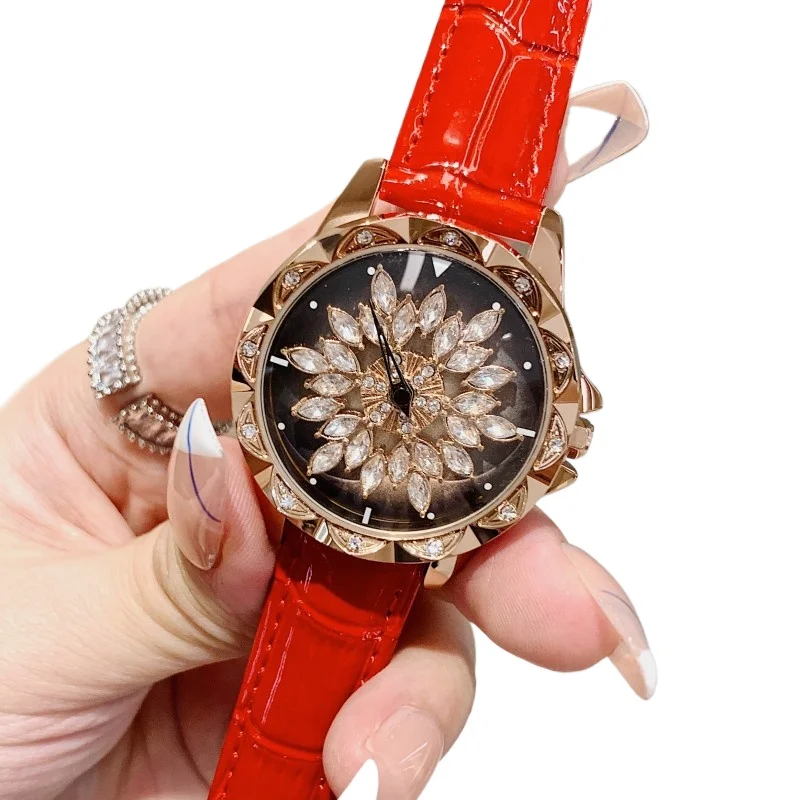 Яркий кожаный ремешок, инкрустированный бриллиантами, вращающийся циферблат, женский тренд, модный темперамент, женские часы
Яркий кожаный ремешок, инкрустированный бриллиантами, вращающийся циферблат, женский тренд, модный темперамент, женские часы