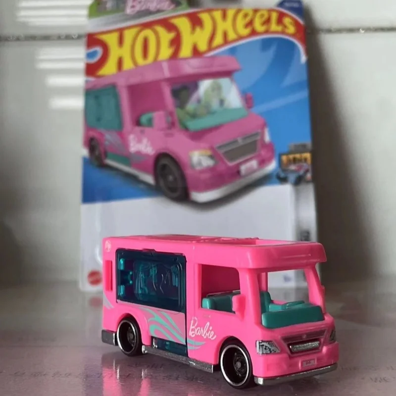 Модель автомобиля из сплава Hot Wheels Barbie, высококачественная игрушка-автомобиль без RTR для детей, подарок на день рождения, тема дня трека 
Модель автомобиля из сплава Hot Wheels Barbie, высококачественная игрушка-автомобиль без RTR для детей, подарок на день рождения, тема дня трека