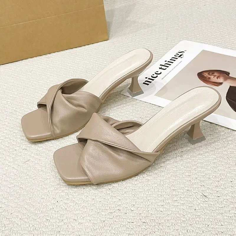 Women's Summer Sandals 2026 Low Heel High Heel Slides Casual Beach Slippers Comfortable Outdoor Footwear for Women
Women's Summer Sandals 2026 Low Heel High Heel Slides Casual Beach Slippers Comfortable Outdoor Footwear for Women