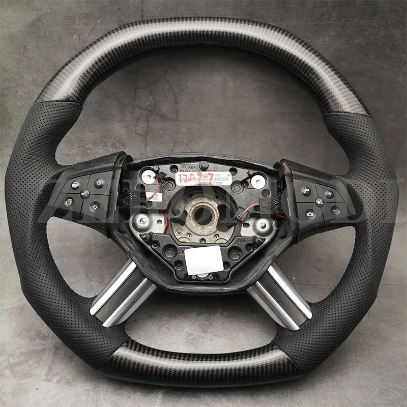 Customize Carbon Fiber Steering Wheel For Mercedes Benz W164 W245 W251 ML GL B R Class 300 350 400 2006 2007 2008 2009
Customize Carbon Fiber Steering Wheel For Mercedes Benz W164 W245 W251 ML GL B R Class 300 350 400 2006 2007 2008 2009