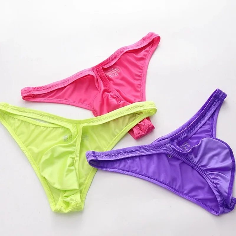 Sexy Mens Ice Silk Glossy Underwear Briefs Low Waist Convex Pouch Panties High Stretchy Breathable Male Bikini Swimming Trunks
Sexy Mens Ice Silk Glossy Underwear Briefs Low Waist Convex Pouch Panties High Stretchy Breathable Male Bikini Swimming Trunks