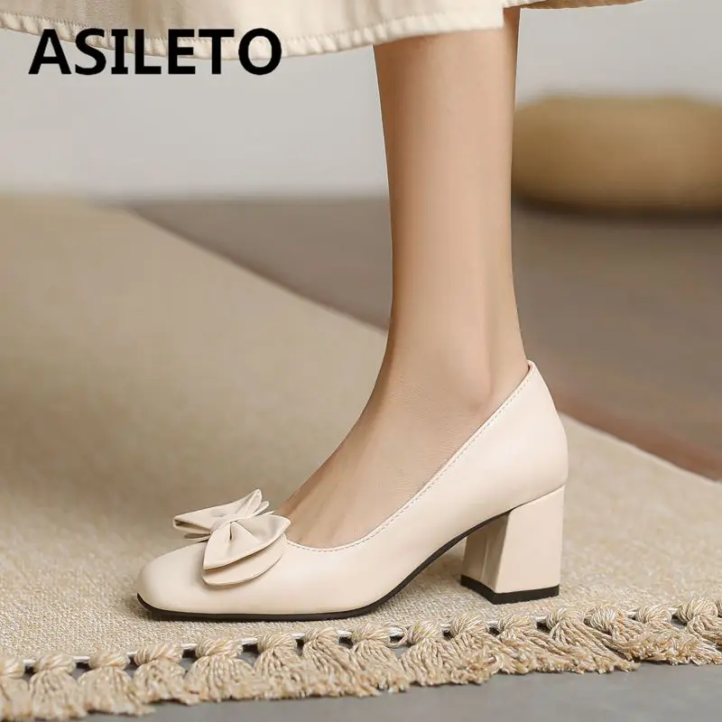 ASILETO Brand Office Lady Pumps 32 33 Square Toe Chunky Heels 6cm Slip On Bowknot Big Size 42 43 Dating Soft Shoes Spring
ASILETO Brand Office Lady Pumps 32 33 Square Toe Chunky Heels 6cm Slip On Bowknot Big Size 42 43 Dating Soft Shoes Spring