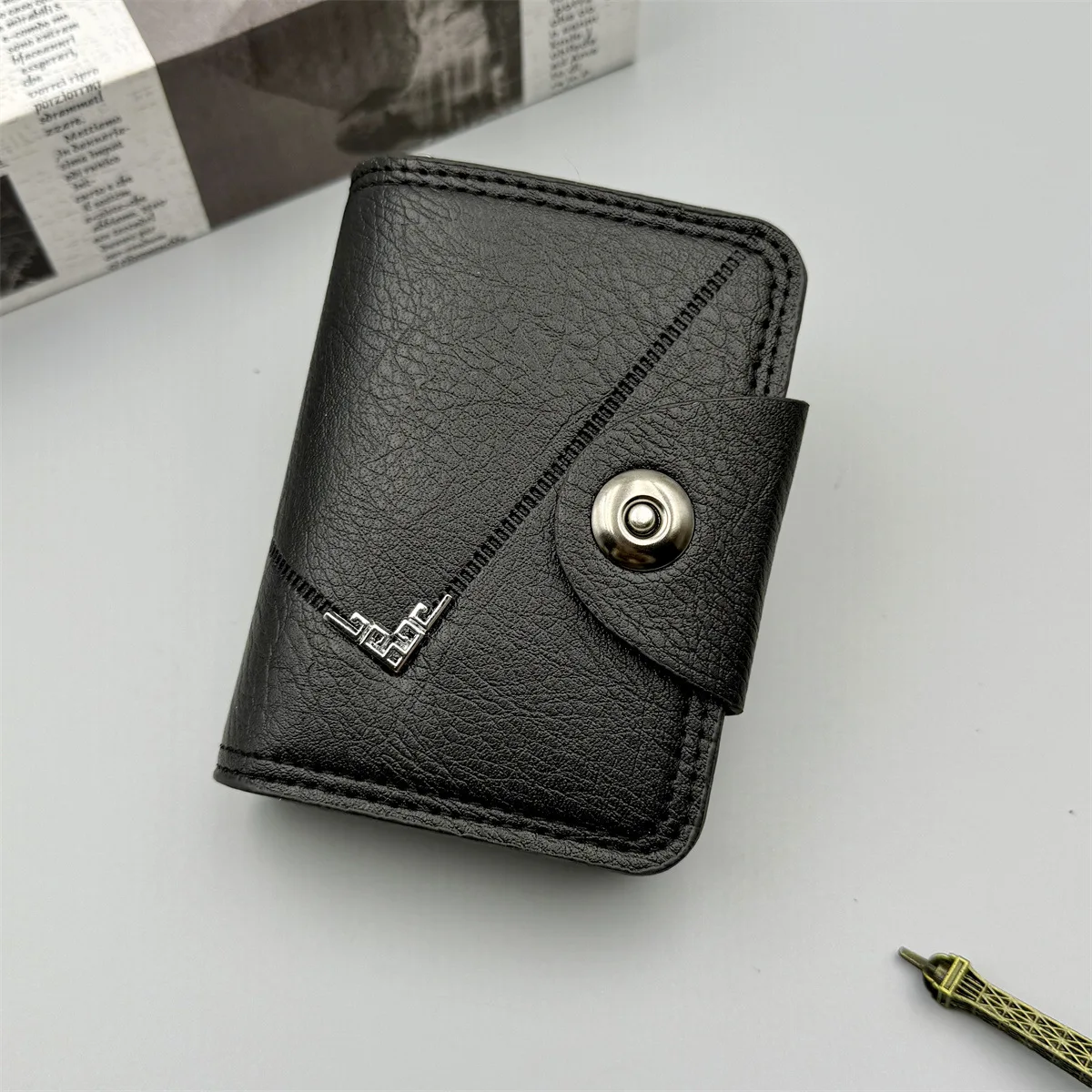 PU Leather Men'S Wallet Short Wallet Snap Zipper Coin Purses Fashion Money Bags Multi-Function Large Capacity Organ Card Bag
PU Leather Men'S Wallet Short Wallet Snap Zipper Coin Purses Fashion Money Bags Multi-Function Large Capacity Organ Card Bag