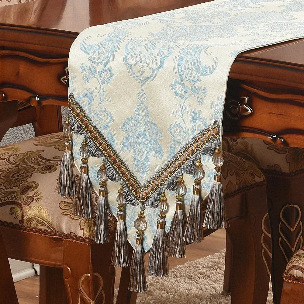 Modern Simple Jacquard Table Runner Table Mat Exquisite Embroidery Craftsmanship Tablecoth Velvet Bottom Bed Flag Table Flag
Modern Simple Jacquard Table Runner Table Mat Exquisite Embroidery Craftsmanship Tablecoth Velvet Bottom Bed Flag Table Flag