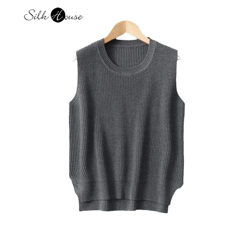 2025 Early Autumn New Solid Color Knitted Sleeveless Coarse Needle Solid Color Round Neck Women's Casual Tank Top
2025 Early Autumn New Solid Color Knitted Sleeveless Coarse Needle Solid Color Round Neck Women's Casual Tank Top