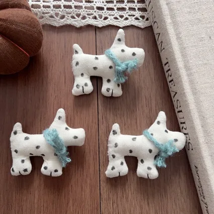 Handmade Fabric Spotted Dog Brooch Pin for Hair Shoes Socks Bag Clothing Embellishment Premium Soft
Handmade Fabric Spotted Dog Brooch Pin for Hair Shoes Socks Bag Clothing Embellishment Premium Soft