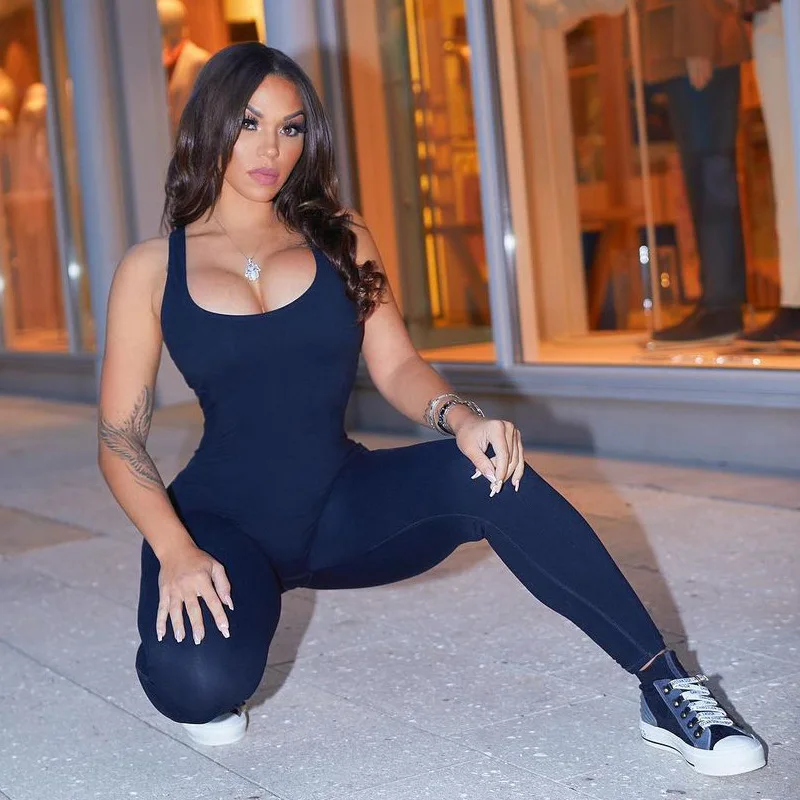 Casual Sleeveless Backless Womens Jumpsuit New Arrivals 2021 Solid Color Skinny One Piece Jumpsuit
Casual Sleeveless Backless Womens Jumpsuit New Arrivals 2021 Solid Color Skinny One Piece Jumpsuit