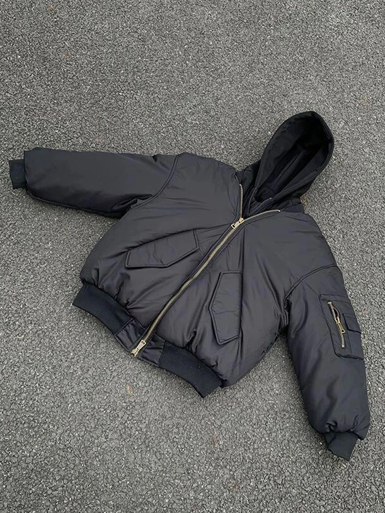 Bla Cotton Flight Jaet Baseball ort Coat Men's Winter American Retro Bomber Sle Loose Fit Warmth Teenage Faion
Bla Cotton Flight Jaet Baseball ort Coat Men's Winter American Retro Bomber Sle Loose Fit Warmth Teenage Faion