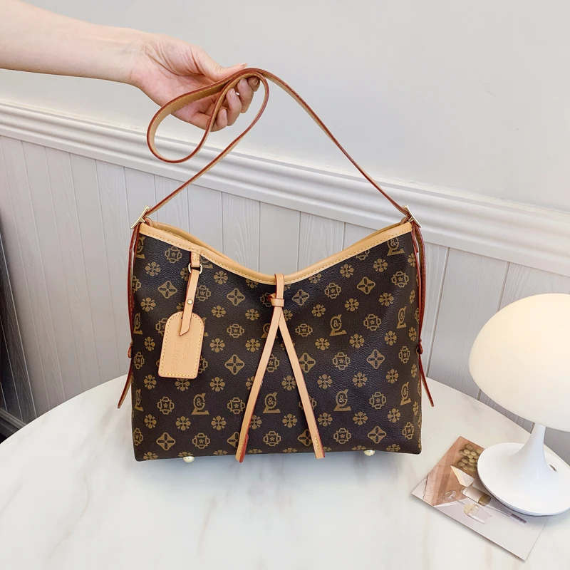 Fashion Forward Tote Bag For Women Luxury Designer Leather Handbags Spacious Crossbody Shoulder Bags Elegant Ladies Purse
Fashion Forward Tote Bag For Women Luxury Designer Leather Handbags Spacious Crossbody Shoulder Bags Elegant Ladies Purse