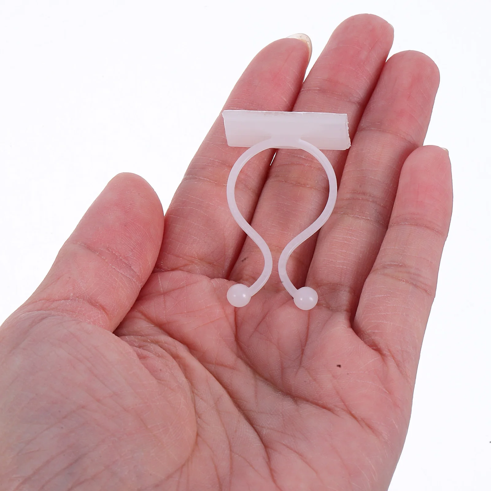 120pcs White Plant Wall Clamps Sticky Clips for Pothos Vine Support Stem Fixing without Nail Garden Indoor Use
120pcs White Plant Wall Clamps Sticky Clips for Pothos Vine Support Stem Fixing without Nail Garden Indoor Use
