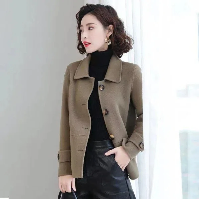 Sweater Jacket Women Short Autumn Winter New Korean Style Fashionable Casual All-match Slim Woolen Long Sleeves Wool Blends
Sweater Jacket Women Short Autumn Winter New Korean Style Fashionable Casual All-match Slim Woolen Long Sleeves Wool Blends