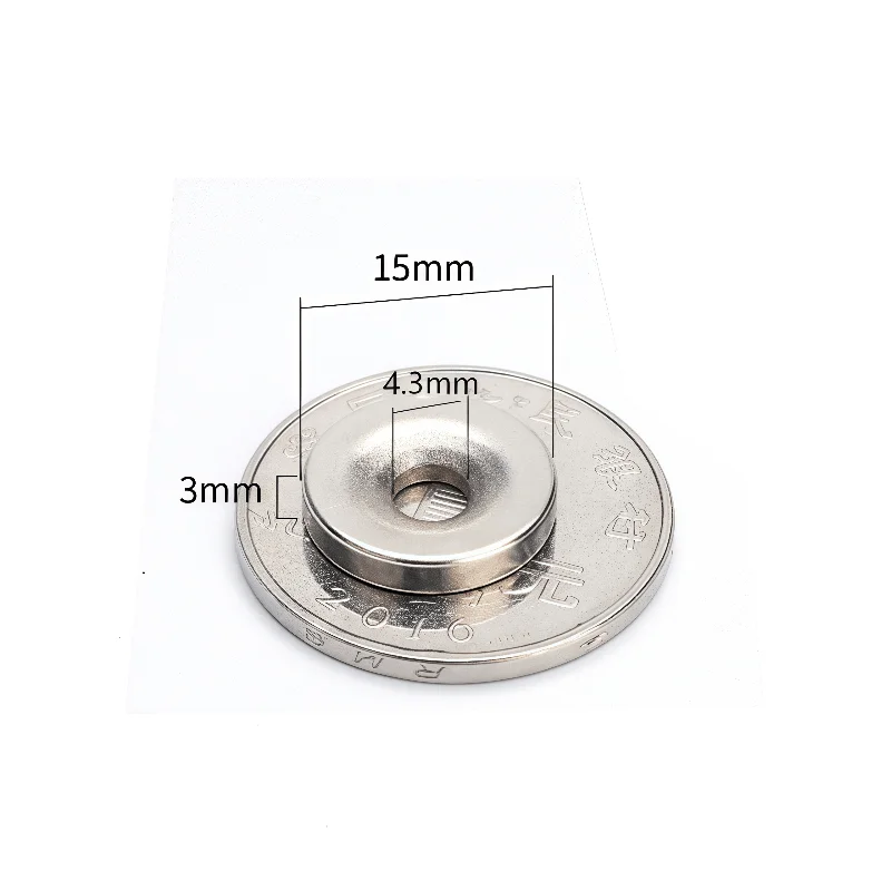 10 pieces N52 High-strength countersunk hole magent Diameter 15 mm × Thickness 3 mm - Hole diameter 4 mm
10 pieces N52 High-strength countersunk hole magent Diameter 15 mm × Thickness 3 mm - Hole diameter 4 mm
