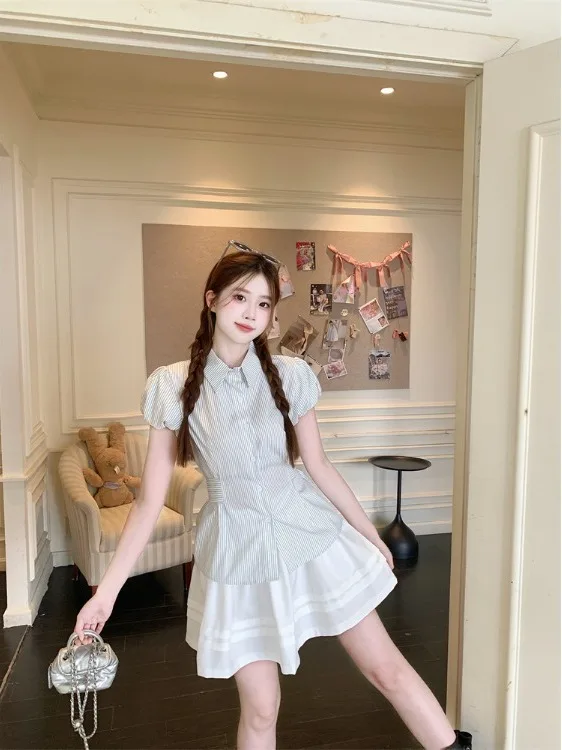 Elegant plus Size Vintage Striped Short Sleeve Shirt Thin Summer Lazy Waist Cinch Button up Top Women's Fashion Set
Elegant plus Size Vintage Striped Short Sleeve Shirt Thin Summer Lazy Waist Cinch Button up Top Women's Fashion Set