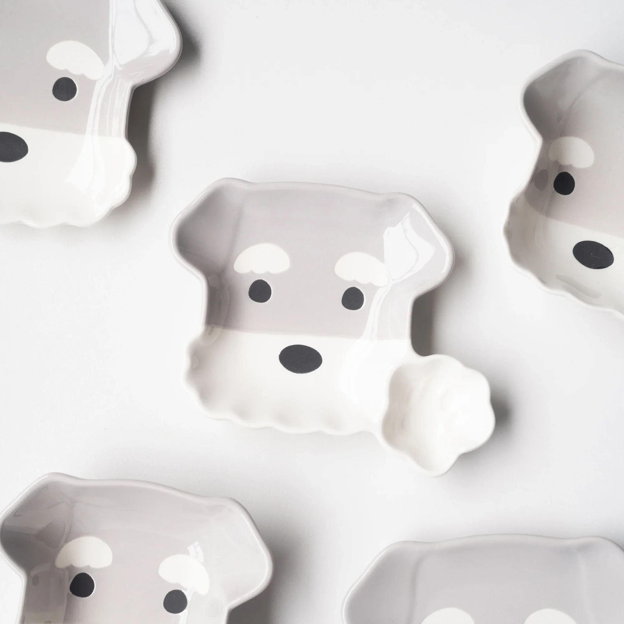 Cute Japanese Style Ceramic Underglaze Snow Shepherd Small Plate Bowl Taste Plate Half Village Single Tail Single
Cute Japanese Style Ceramic Underglaze Snow Shepherd Small Plate Bowl Taste Plate Half Village Single Tail Single