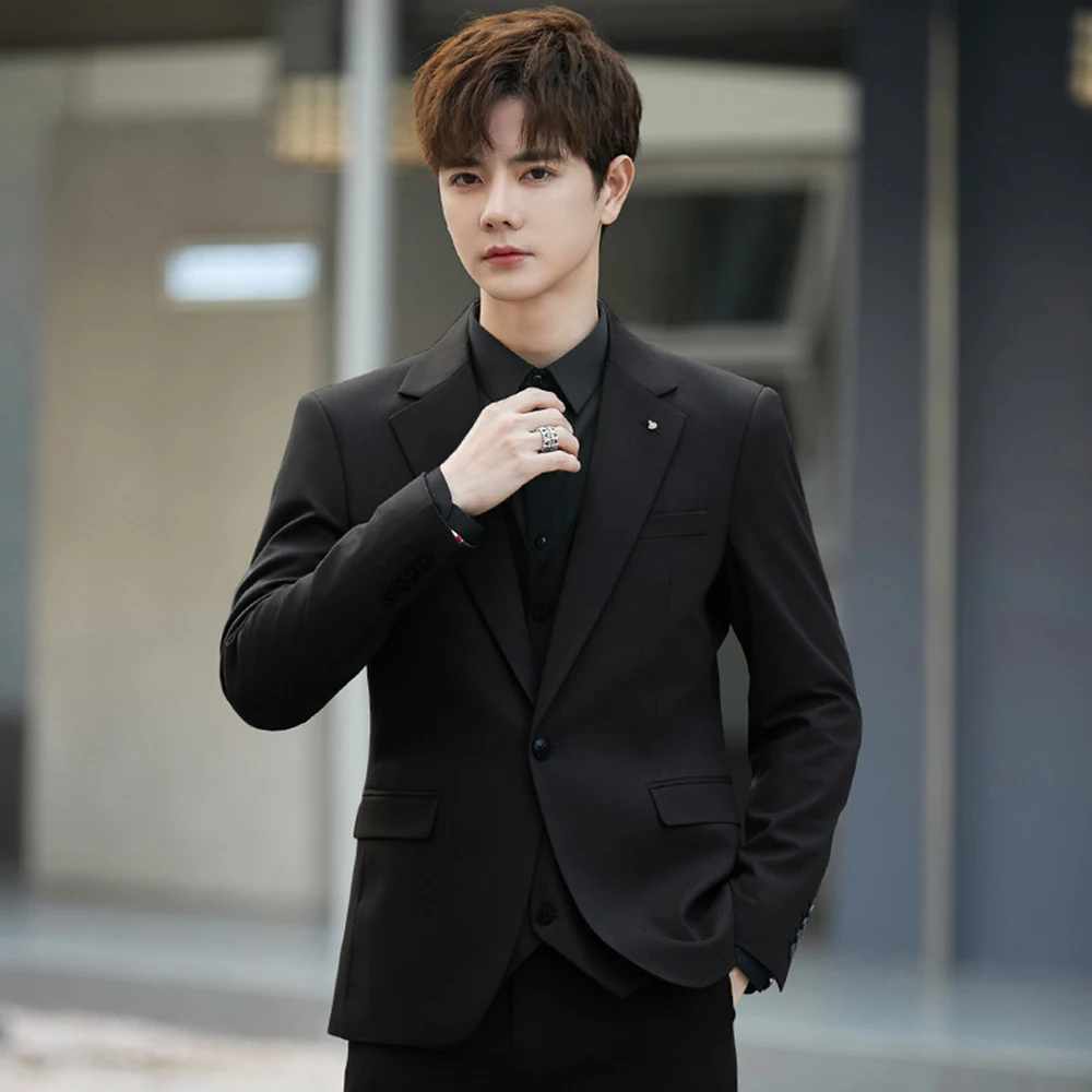 Casual L002050 suit jacket for men, high-grade vest, three-piece suit, groom wedding, handsome suit, slim fit
Casual L002050 suit jacket for men, high-grade vest, three-piece suit, groom wedding, handsome suit, slim fit