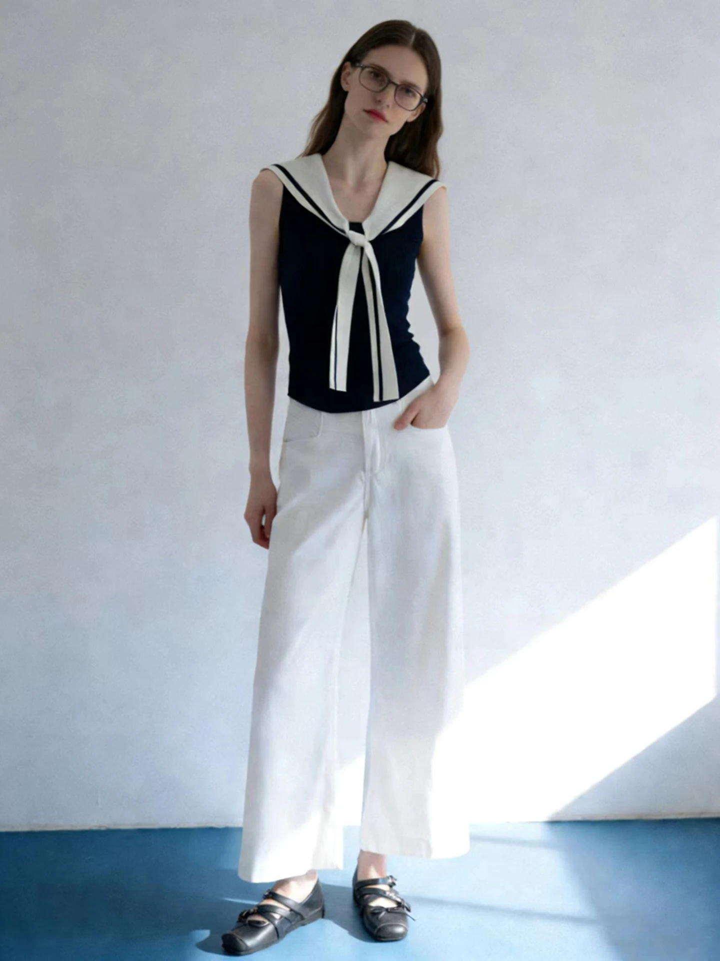 HUAAPPUW College Sle Navy Collar Knitted Vest Women's Slim Fit Agel Top Breathable ort Length Polyester Blend
HUAAPPUW College Sle Navy Collar Knitted Vest Women's Slim Fit Agel Top Breathable ort Length Polyester Blend