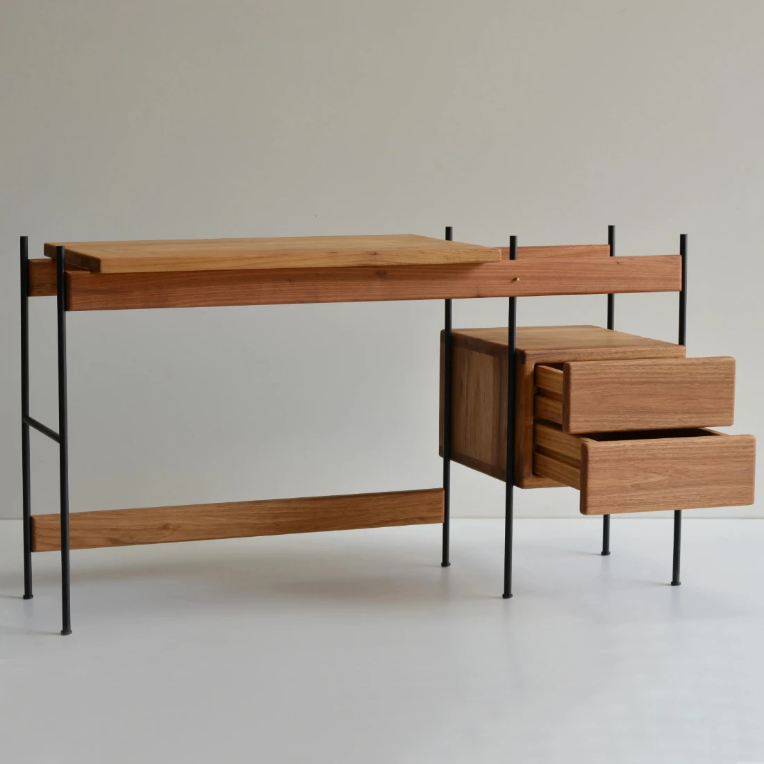 &u Modern Luxury French Natural Wood Desk Marble Office Table Simple Creative Designer Metal Computer Desk for Home Use Storage
&u Modern Luxury French Natural Wood Desk Marble Office Table Simple Creative Designer Metal Computer Desk for Home Use Storage