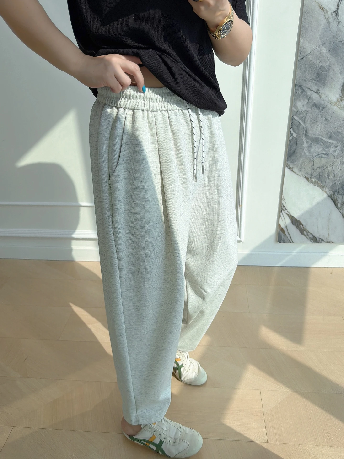 Casual Large Size Women's Sports Pants High Waist Harlan Versatile Loose Fit Comfortable Lazy Style 200 Pounds Suitable for D...
Casual Large Size Women's Sports Pants High Waist Harlan Versatile Loose Fit Comfortable Lazy Style 200 Pounds Suitable for D...