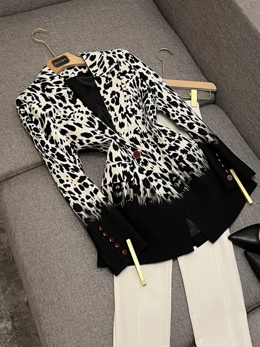 Сексуальный костюм V-Ne с леопардовым принтом, женское модное пальто Ele Sle, длинное пальто Sve для поездок на работу, китайское происхождение 
Сексуальный костюм V-Ne с леопардовым принтом, женское модное пальто Ele Sle, длинное пальто Sve для поездок на работу, китайское происхождение