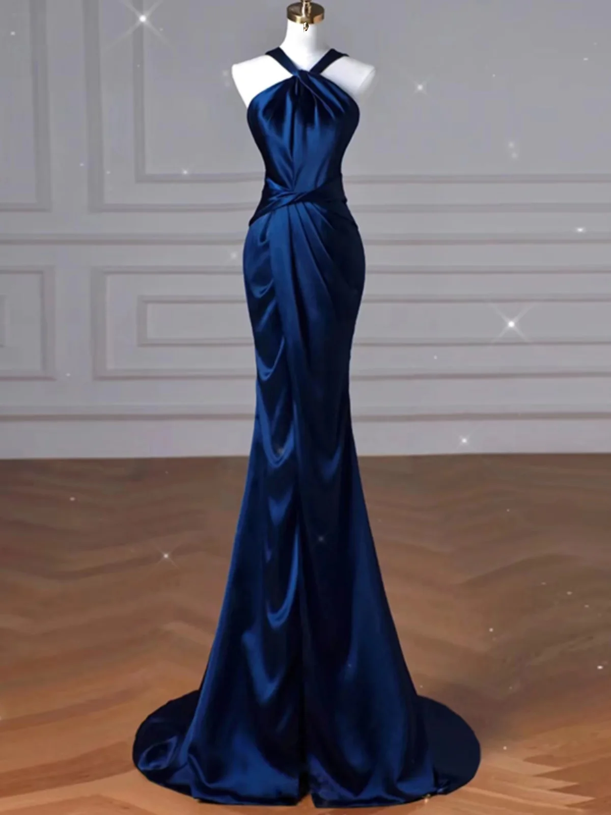 Blue Long Evening Gown Ne Hanging Fi Tail Dr Luxury Performance Host Year Conference Ball Dr Ele Faionable
Blue Long Evening Gown Ne Hanging Fi Tail Dr Luxury Performance Host Year Conference Ball Dr Ele Faionable