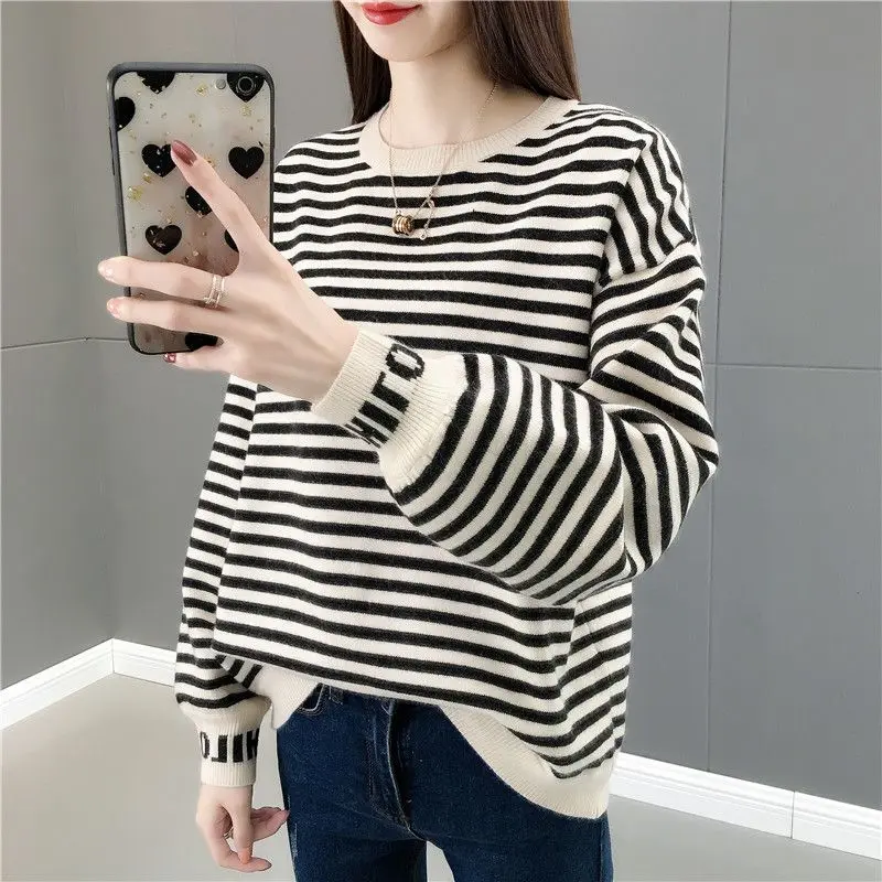 Sweaters Women Clothing Autumn Winter New Long Sleeve Striped Korean Loose O Neck Lazy Style Pullovers Top Vintage Fashion Trend
Sweaters Women Clothing Autumn Winter New Long Sleeve Striped Korean Loose O Neck Lazy Style Pullovers Top Vintage Fashion Trend
