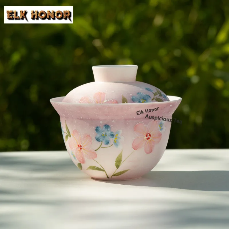 90ml Hand-drawn Five-petal Flower Gaiwan Elegant Tea Tureen Tea Bowl With Lid Kit Tea Brewing Cover Bowl Kung Fu Tea Set Gift
90ml Hand-drawn Five-petal Flower Gaiwan Elegant Tea Tureen Tea Bowl With Lid Kit Tea Brewing Cover Bowl Kung Fu Tea Set Gift
