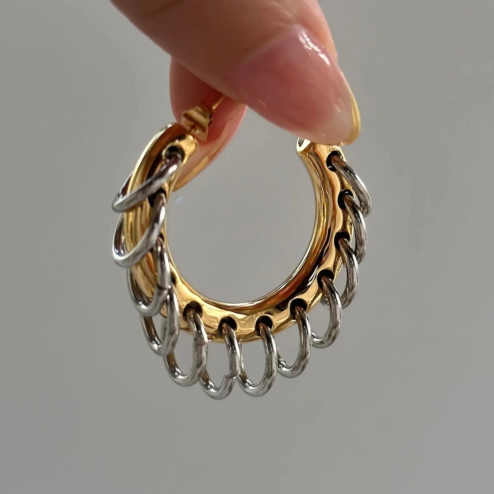 New ins Stainless Steel Chain Ear Earring Vintage Multiple Round Earrings For Women Girls Fashion Aesthetic Jewelry
New ins Stainless Steel Chain Ear Earring Vintage Multiple Round Earrings For Women Girls Fashion Aesthetic Jewelry