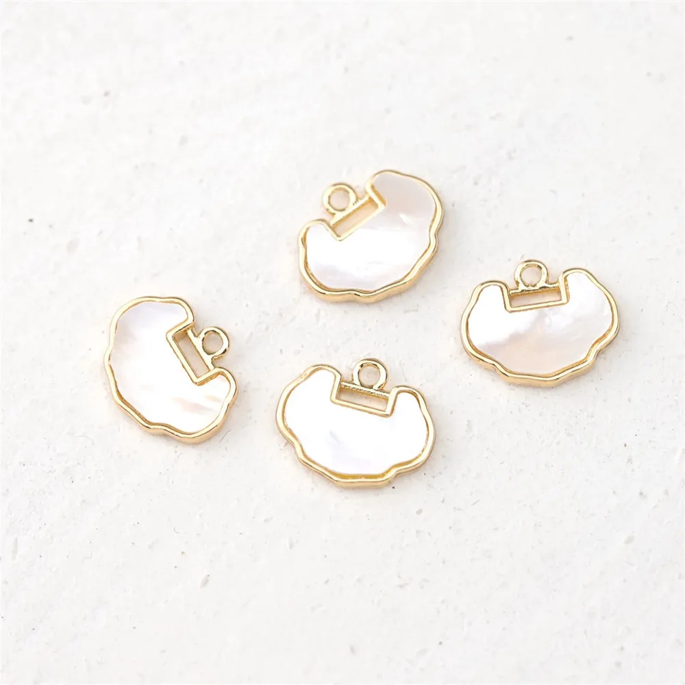 Copper-plated Real Gold White Fritillary Ruyi National Style Simple Pendant DIY Necklace Bracelet Jewelry Charm Accessories
Copper-plated Real Gold White Fritillary Ruyi National Style Simple Pendant DIY Necklace Bracelet Jewelry Charm Accessories