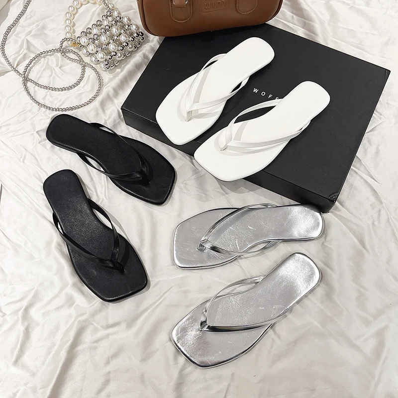 Summer New Women's Fashion Sandals Stylish Flat Beach Shoes with Soft Soles Versatile for Outdoors and Beach Wear 2026
Summer New Women's Fashion Sandals Stylish Flat Beach Shoes with Soft Soles Versatile for Outdoors and Beach Wear 2026