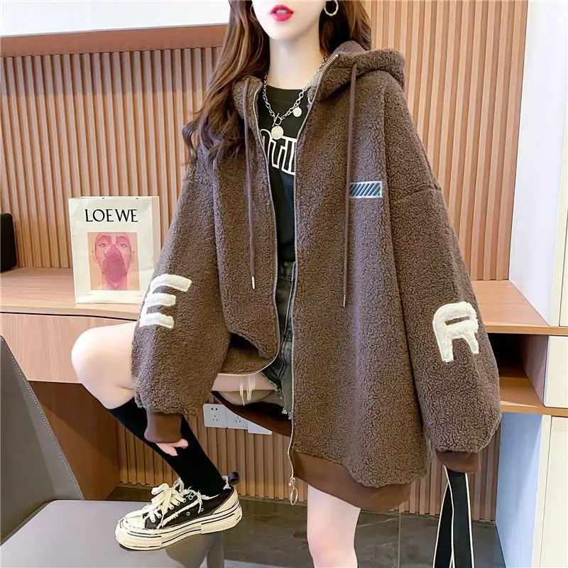 Autumn Winter Fleece Thicken Zip up Hooded Sweatshirt Women Loose Long Sleeve Letter Print Cardigan Hoodies Casual Outdoor Tops
Autumn Winter Fleece Thicken Zip up Hooded Sweatshirt Women Loose Long Sleeve Letter Print Cardigan Hoodies Casual Outdoor Tops