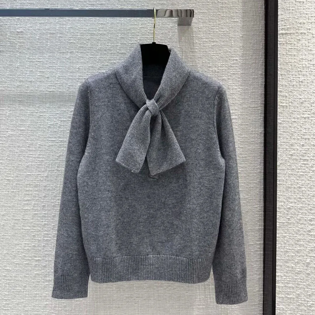 Cashmere sweater, high quality, fashionable temperament, slim and thin, soft and comfortable 2023 autumn women's new hot
Cashmere sweater, high quality, fashionable temperament, slim and thin, soft and comfortable 2023 autumn women's new hot