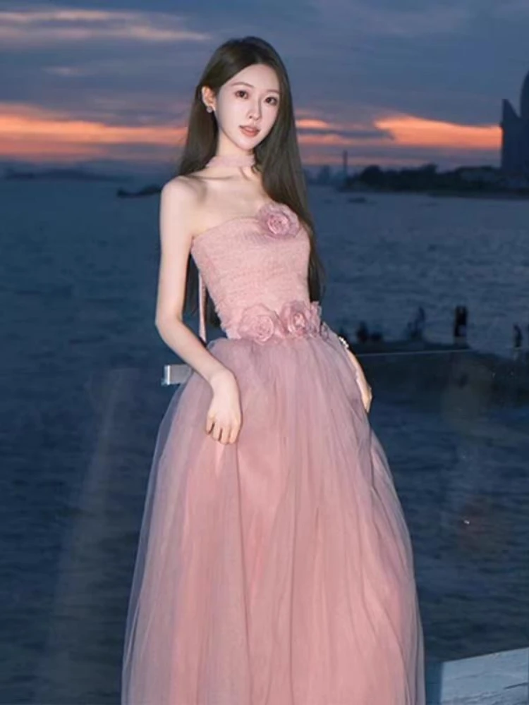 Korean Sweet Pink Skirt Suits Elegant Strapless Sleeveless Top + Mesh A-Line Casual Skirt Womens Two Pieces Set Female Outfits
Korean Sweet Pink Skirt Suits Elegant Strapless Sleeveless Top + Mesh A-Line Casual Skirt Womens Two Pieces Set Female Outfits