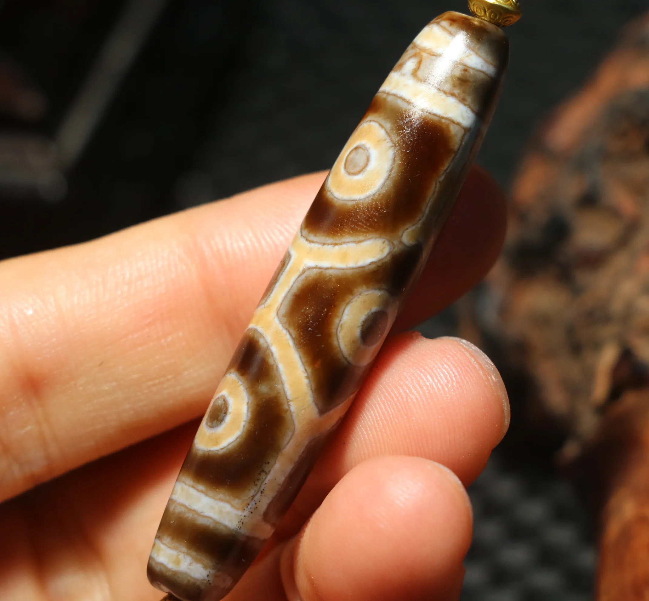 UPD25211A52 Power Energy Tibetan old Agate Patina 6 Eyed Longevity Healer Pit dZi Bead Amulet ZZY Gem Amulet Treasure Jewelry
UPD25211A52 Power Energy Tibetan old Agate Patina 6 Eyed Longevity Healer Pit dZi Bead Amulet ZZY Gem Amulet Treasure Jewelry