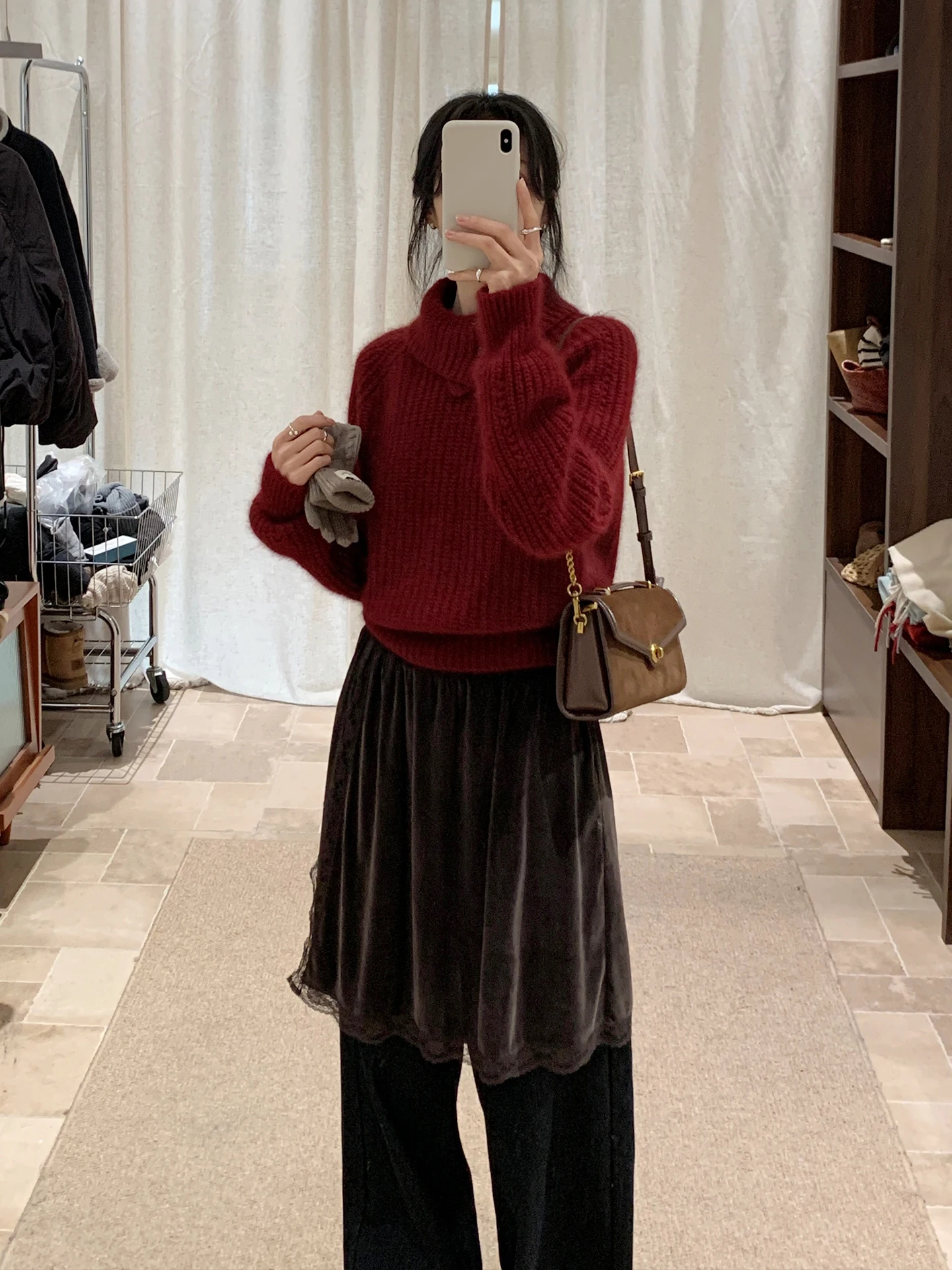 Korean Sle Red Woolen Knitted Sweater Women's Casual Loose Fit Long Sve Autumn Winter Faion Textured Sweater for Teens
Korean Sle Red Woolen Knitted Sweater Women's Casual Loose Fit Long Sve Autumn Winter Faion Textured Sweater for Teens