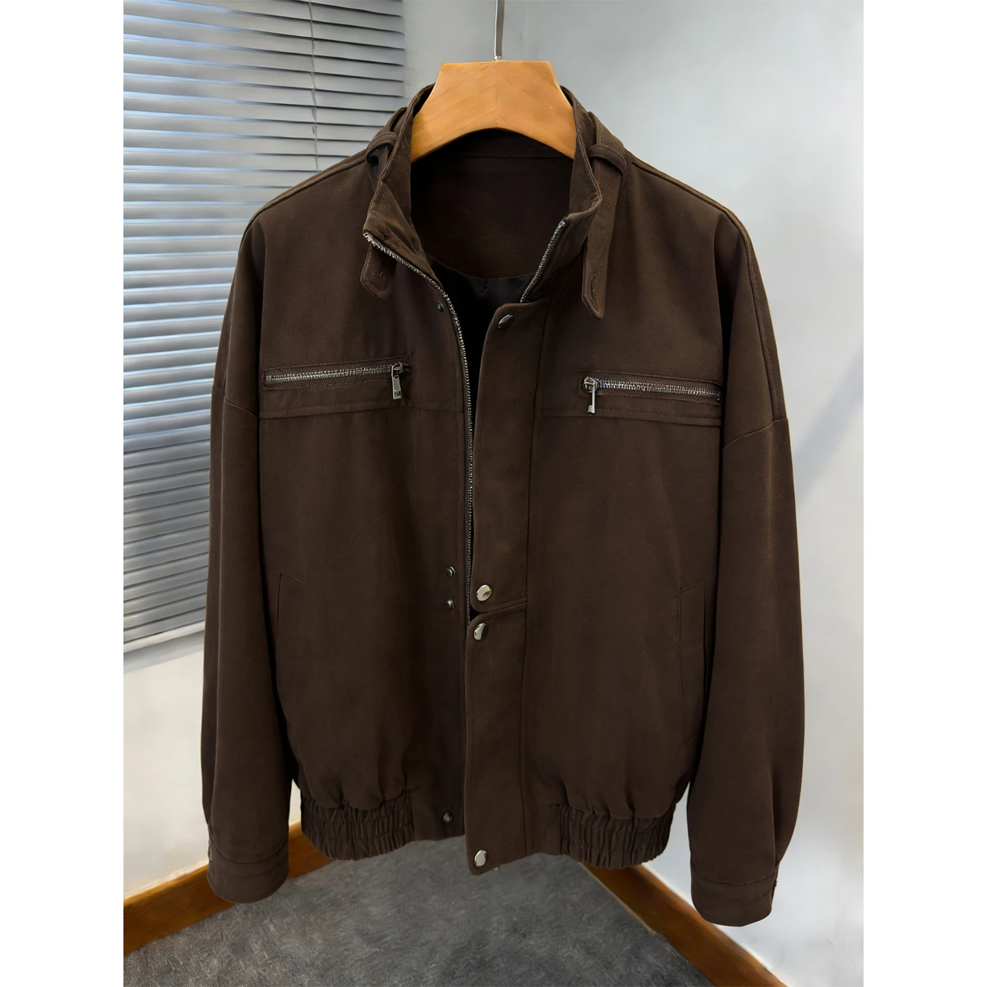 American Retro Harington Stand Collar Jaet Men's High Street Vibe Motorcycle Haome Workwear Top Barn Sle Coat
American Retro Harington Stand Collar Jaet Men's High Street Vibe Motorcycle Haome Workwear Top Barn Sle Coat