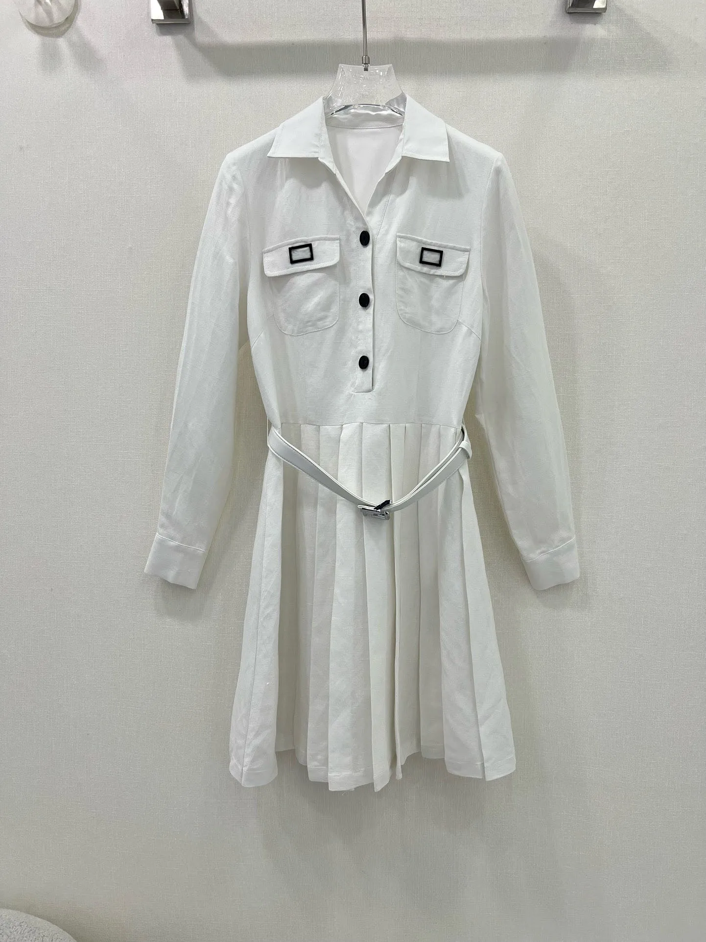 2024 Winter Fashion New Women's ClothingLinen Lapel Long Sleeve Waist Dress 1001
2024 Winter Fashion New Women's ClothingLinen Lapel Long Sleeve Waist Dress 1001