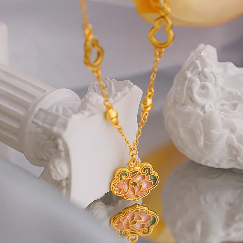 9999 Real Gold 24K Ancient Gold Guochao National Color Peony Burnt Blue Necklace Gourd Peony Flower Safety Lock Set Chain Female
9999 Real Gold 24K Ancient Gold Guochao National Color Peony Burnt Blue Necklace Gourd Peony Flower Safety Lock Set Chain Female