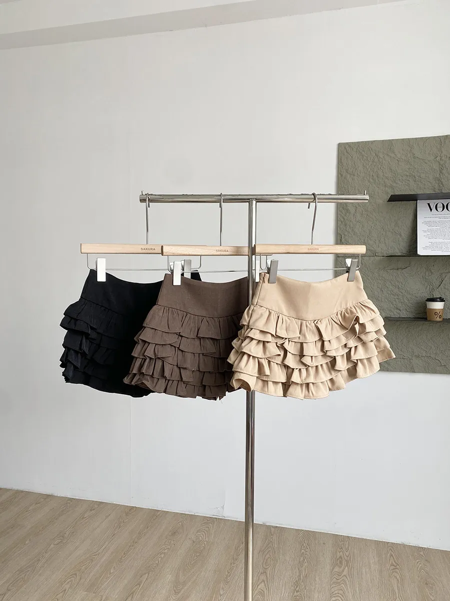 Anti-Static High Waist Short Cake Skirt with Lace Trim Korean Style Polyester Fiber Standard Fit for Young Women Commute
Anti-Static High Waist Short Cake Skirt with Lace Trim Korean Style Polyester Fiber Standard Fit for Young Women Commute