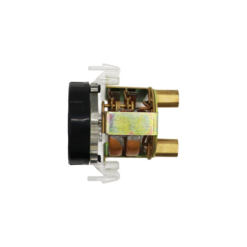 Dual Pressure Gauge Iron Body 0-10 Bar Range 52mm for Mercedes Commercial Trucks 12/24V Mechanical Air System Monitor
Dual Pressure Gauge Iron Body 0-10 Bar Range 52mm for Mercedes Commercial Trucks 12/24V Mechanical Air System Monitor