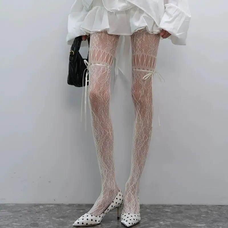 Новые Y2K винтажные однотонные ажурные колготки с кружевным узором, чулки с выдолбленными ромбами на шнуровке, жаккардовые колготки с геометрическим рисунком, леггинсы
Новые Y2K винтажные однотонные ажурные колготки с кружевным узором, чулки с выдолбленными ромбами на шнуровке, жаккардовые колготки с геометрическим рисунком, леггинсы