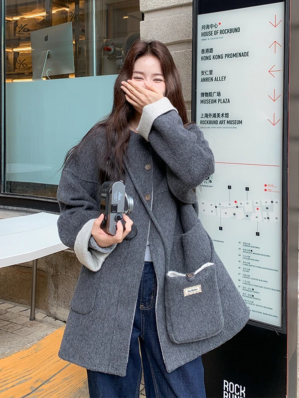 Шерстяное пальто Color Blo для женщин, средней длины, осенне-зимнее, новое, маленького размера, с эффектом омоложения, корейская версия
Шерстяное пальто Color Blo для женщин, средней длины, осенне-зимнее, новое, маленького размера, с эффектом омоложения, корейская версия