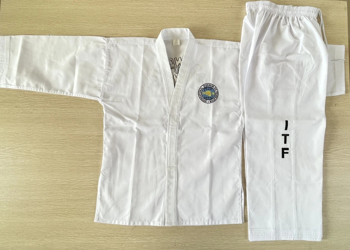 White taekwondo competition daily training ITF karate judo clothing children adult unisex martial arts uniform
White taekwondo competition daily training ITF karate judo clothing children adult unisex martial arts uniform