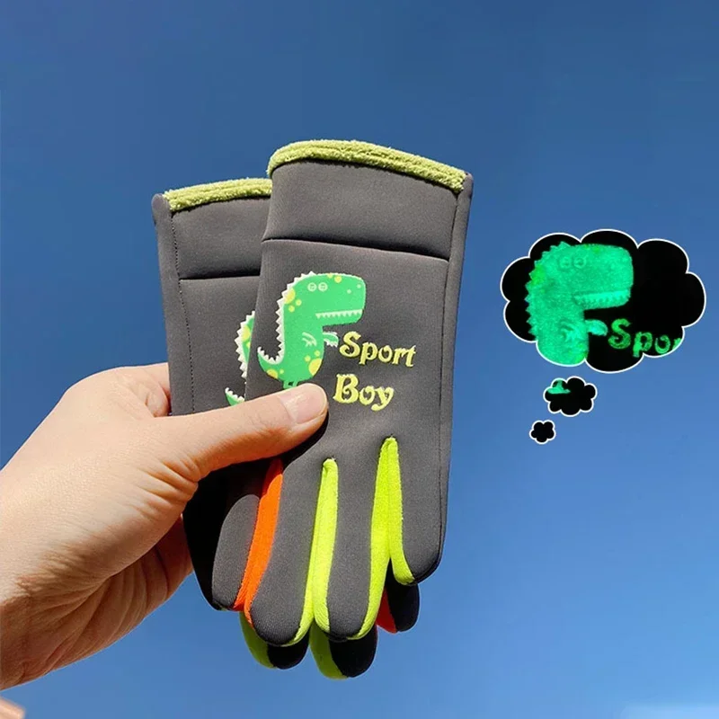 Winter Children's Gloves Cartoon Dinosaur Fluorescence Cycling Kids Warm Sports Skiing Windproof Waterproof Boys Girls Gloves
Winter Children's Gloves Cartoon Dinosaur Fluorescence Cycling Kids Warm Sports Skiing Windproof Waterproof Boys Girls Gloves
