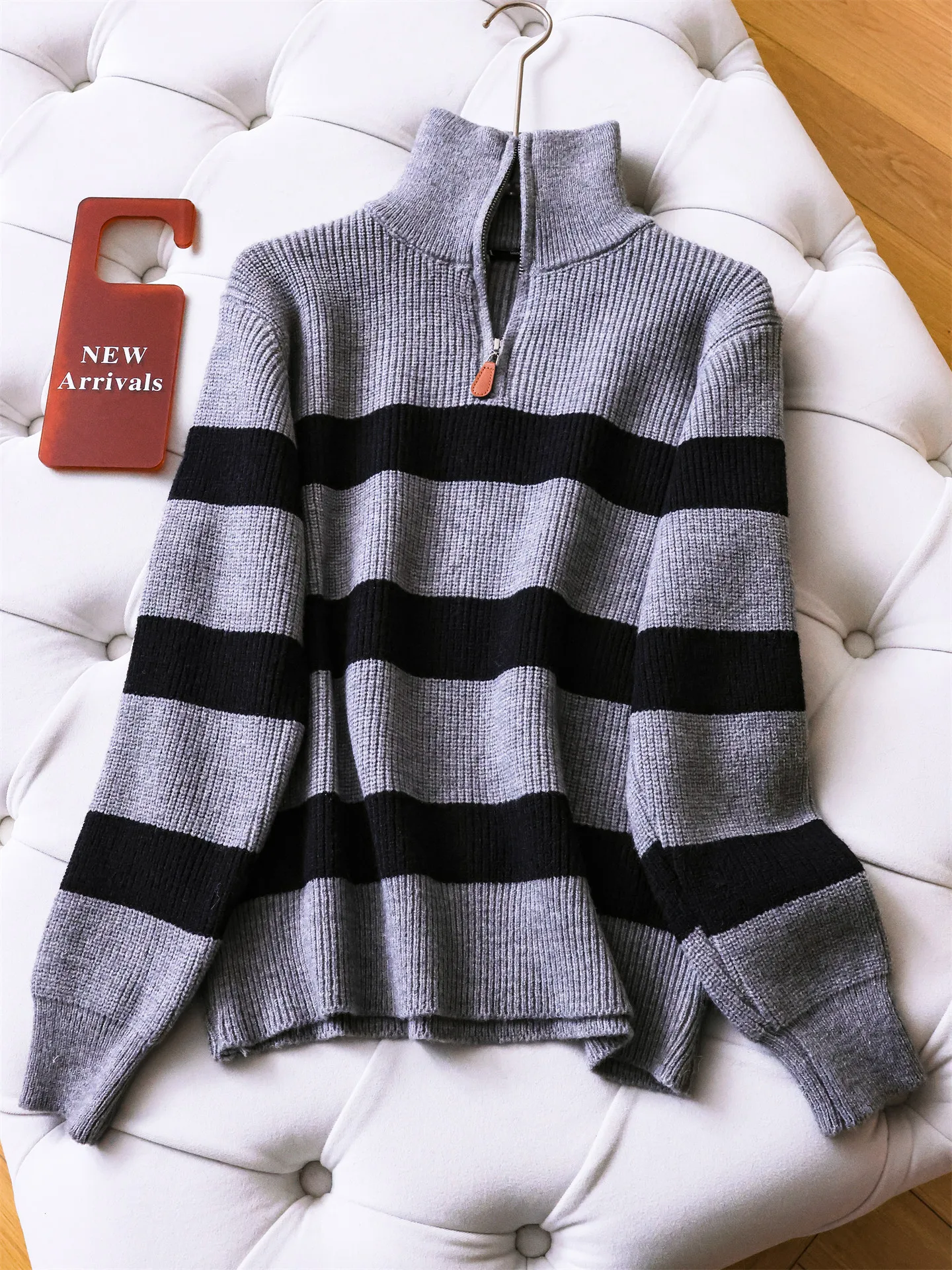 Женский свитер M920: осенне-зимний, свободный, вязаный, в полоску, с молнией, с длинным рукавом, в корейском стиле, базовый слой, для ношения под одеждой
Женский свитер M920: осенне-зимний, свободный, вязаный, в полоску, с молнией, с длинным рукавом, в корейском стиле, базовый слой, для ношения под одеждой