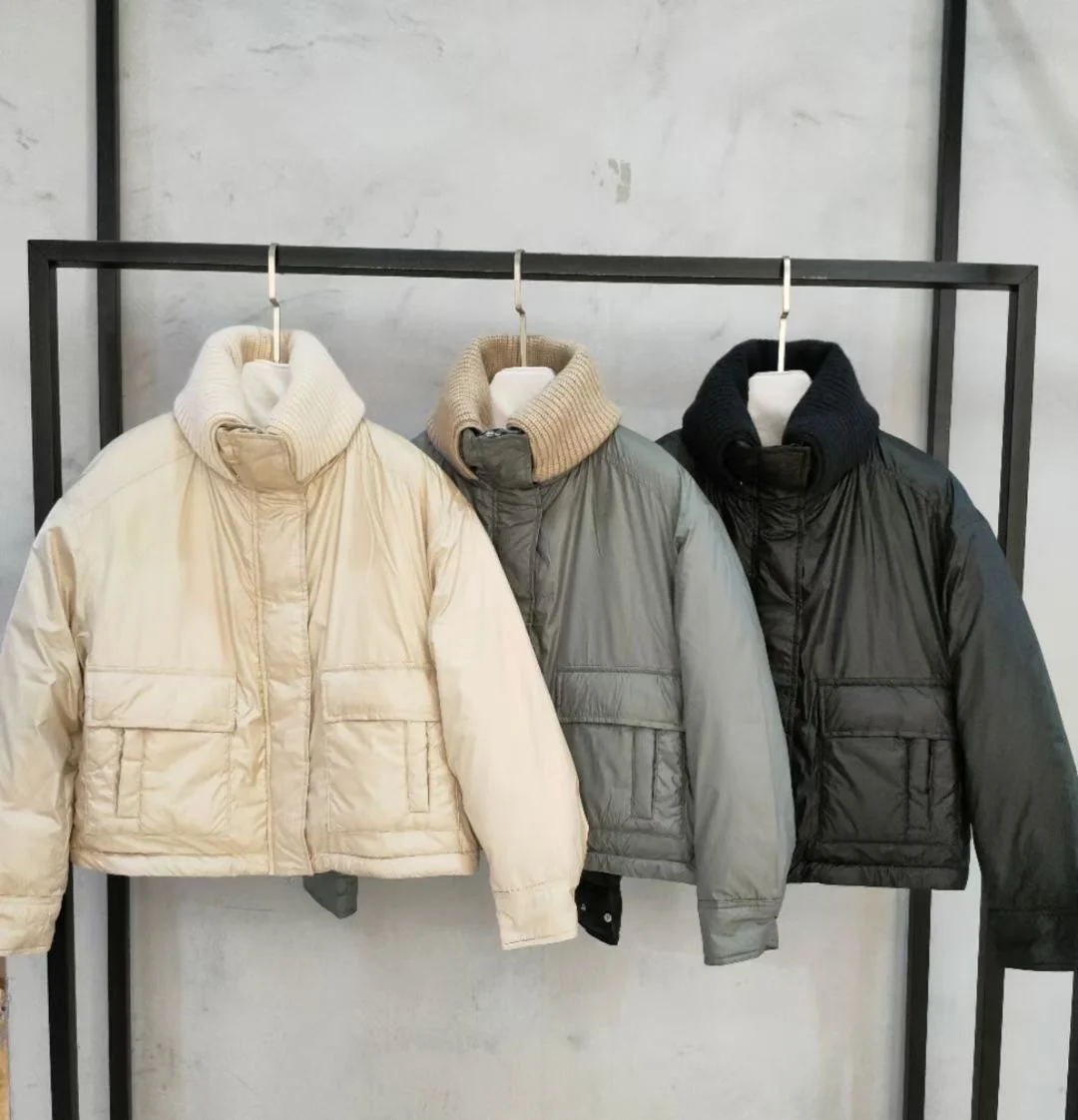 Autumn And Winter New Women's ClothingRetro down Jacket Fur Collar Detachable 1014
Autumn And Winter New Women's ClothingRetro down Jacket Fur Collar Detachable 1014