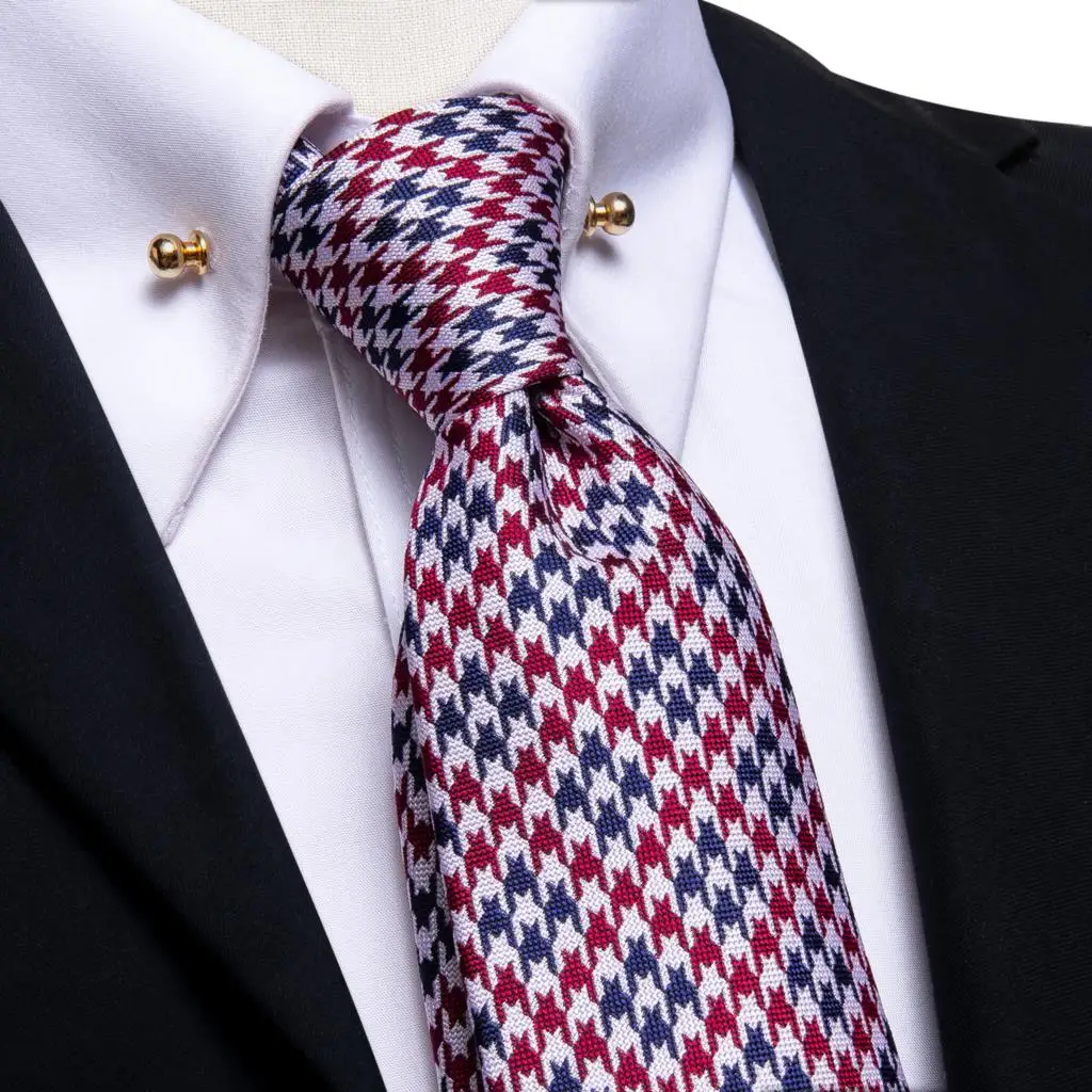 Hi-Tie Designer Novelty Red Blue Silk Wedding Tie For Men Handky Cufflink Men Necktie With Collar Pin Party Business Dropship
Hi-Tie Designer Novelty Red Blue Silk Wedding Tie For Men Handky Cufflink Men Necktie With Collar Pin Party Business Dropship