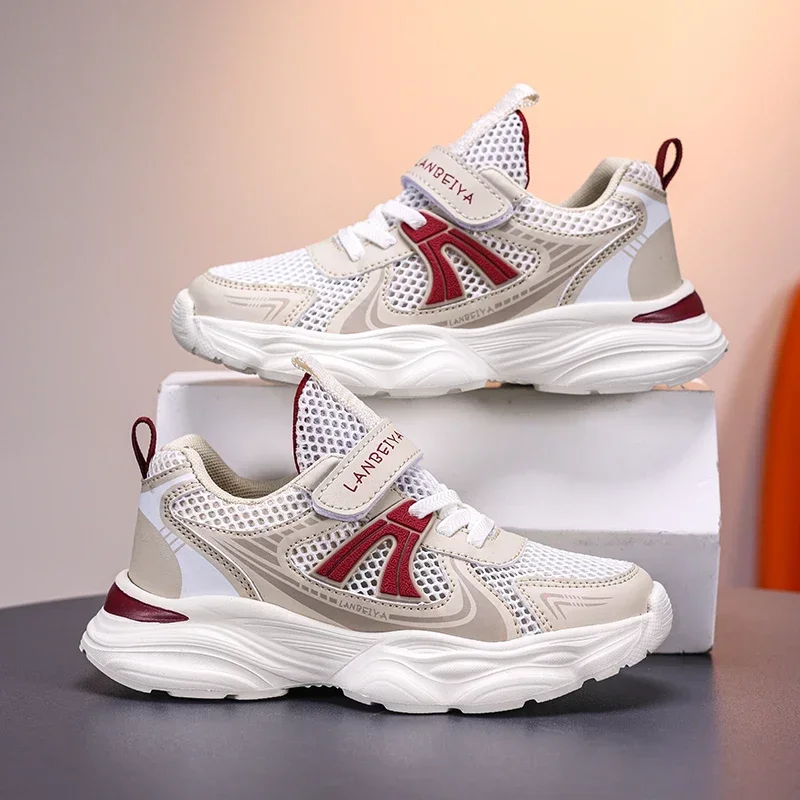 Trendy Simple Kids Sports Shoes Boys Girls Seamless Upper Anti-slip Thick Sole Comfort Trainers for Four Seasons Daily Wear
Trendy Simple Kids Sports Shoes Boys Girls Seamless Upper Anti-slip Thick Sole Comfort Trainers for Four Seasons Daily Wear