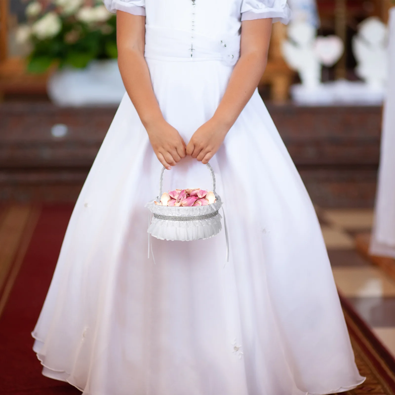 Элегантная свадебная корзина со стразами для девочки-цветочницы, для романтического прохода, декоративная корзина для лепестков, портативная, для особого случая
Элегантная свадебная корзина со стразами для девочки-цветочницы, для романтического прохода, декоративная корзина для лепестков, портативная, для особого случая