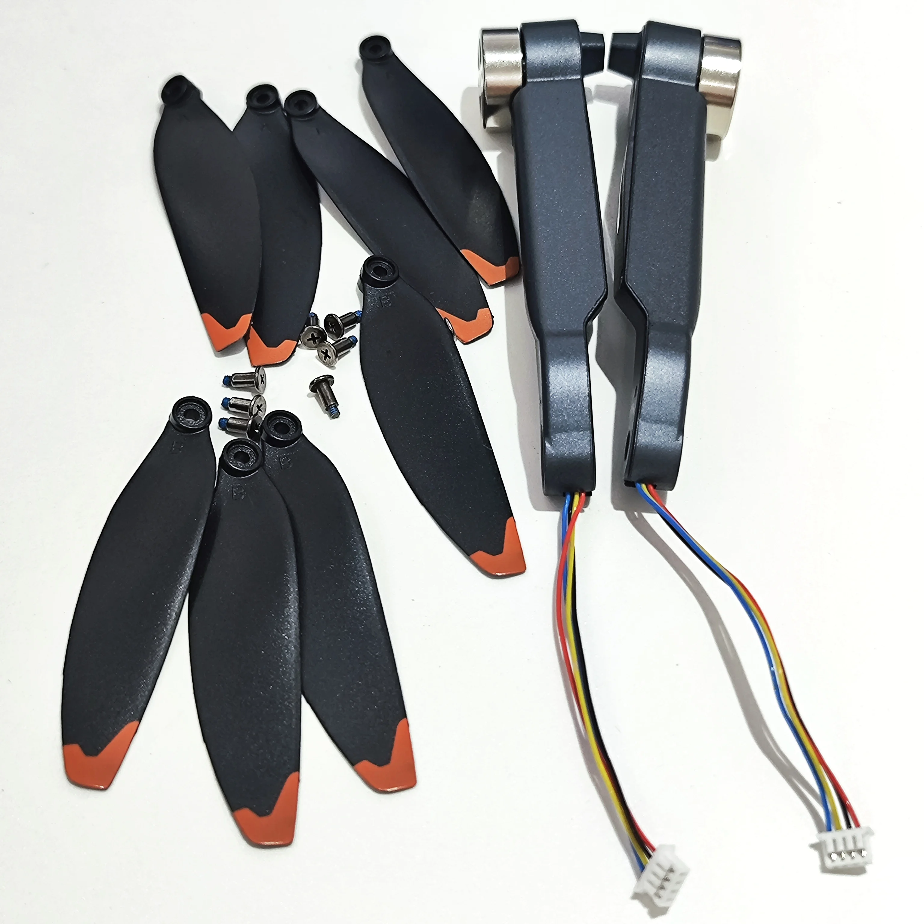 2 шт. K818 MAX RC Drone бесщеточный двигатель задний A B рычаг 2 шт. с лопастным пропеллером 8 шт. крылья из кленового листа
2 шт. K818 MAX RC Drone бесщеточный двигатель задний A B рычаг 2 шт. с лопастным пропеллером 8 шт. крылья из кленового листа